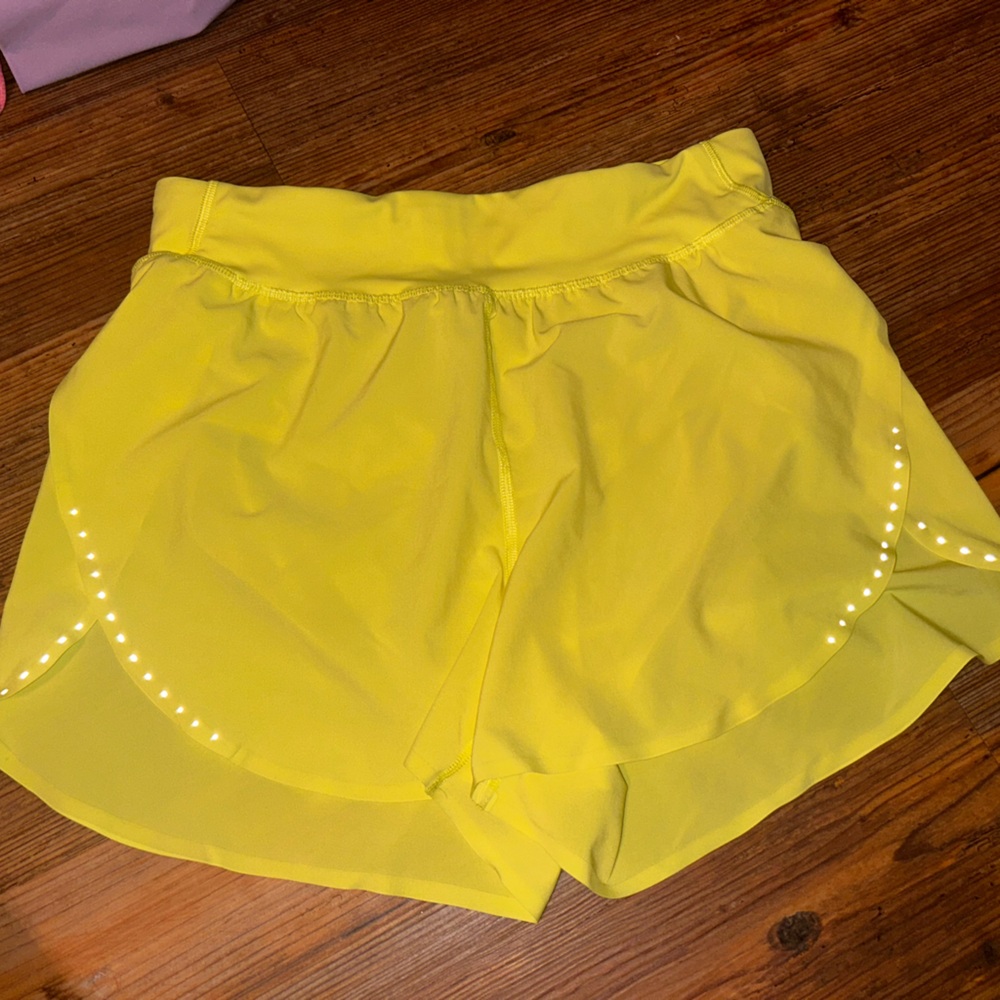 Fast and Free Lulu shorts (3in)